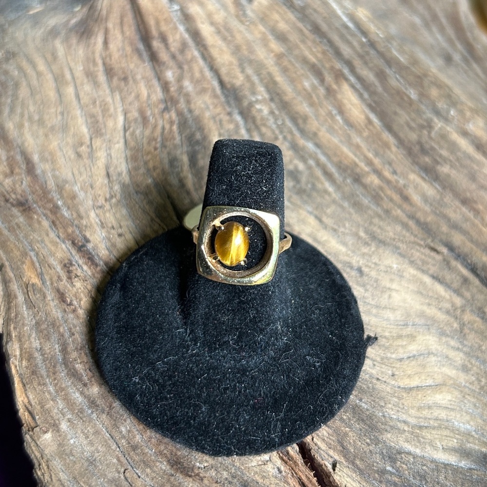 DEADSTOCK VINTAGE UNCAS KARATCLAD GOLD TIGERS EYE RING GENUINE TIGERS EYE HGE